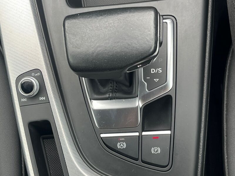 More views of Audi A4