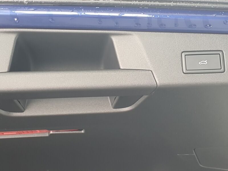 More views of Volkswagen ID.4
