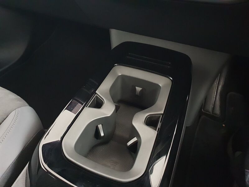 More views of Volkswagen ID.4