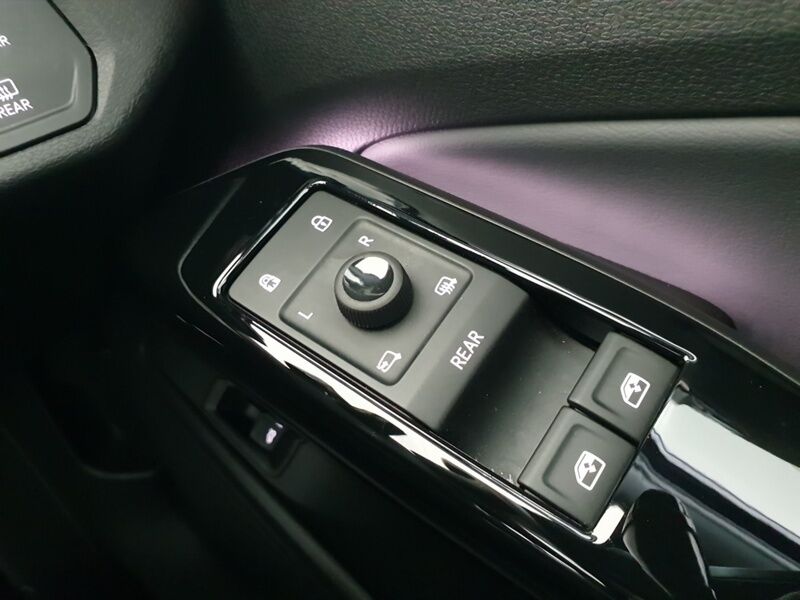 More views of Volkswagen ID.4