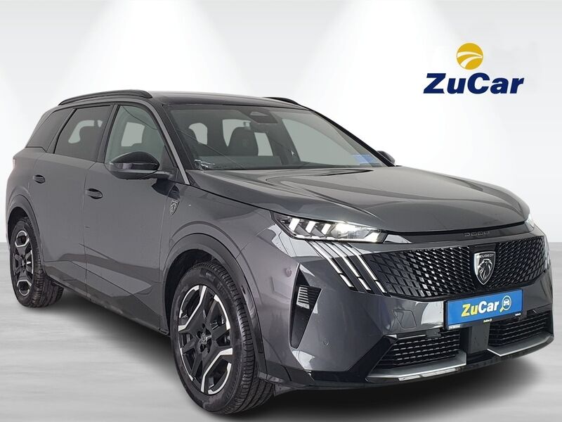 More views of Peugeot 5008