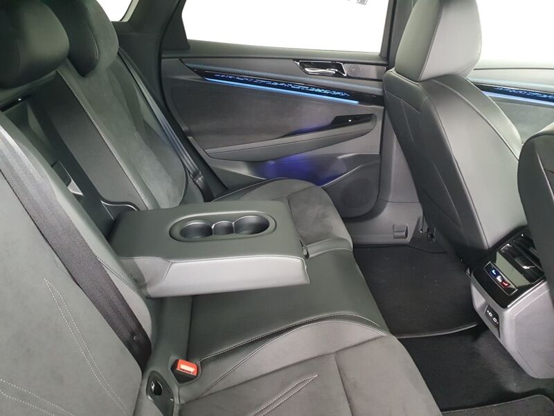 More views of Volkswagen ID.7