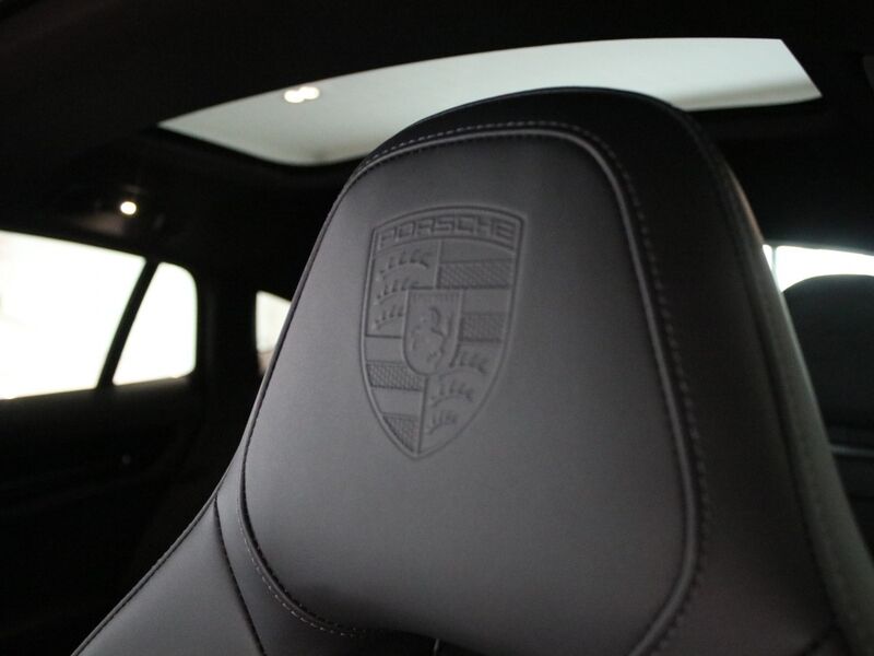 More views of Porsche Panamera