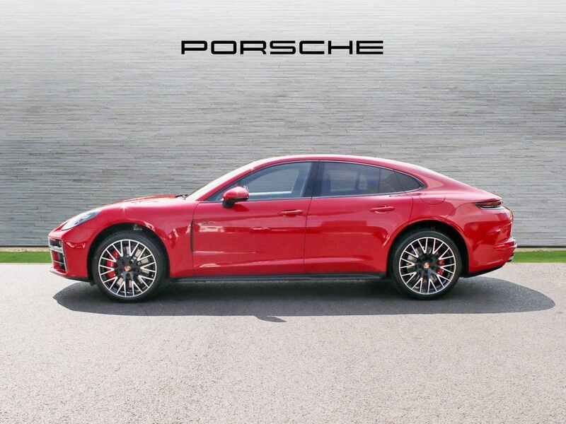 More views of Porsche Panamera