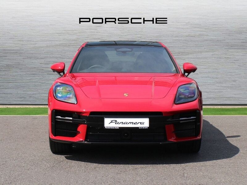 More views of Porsche Panamera