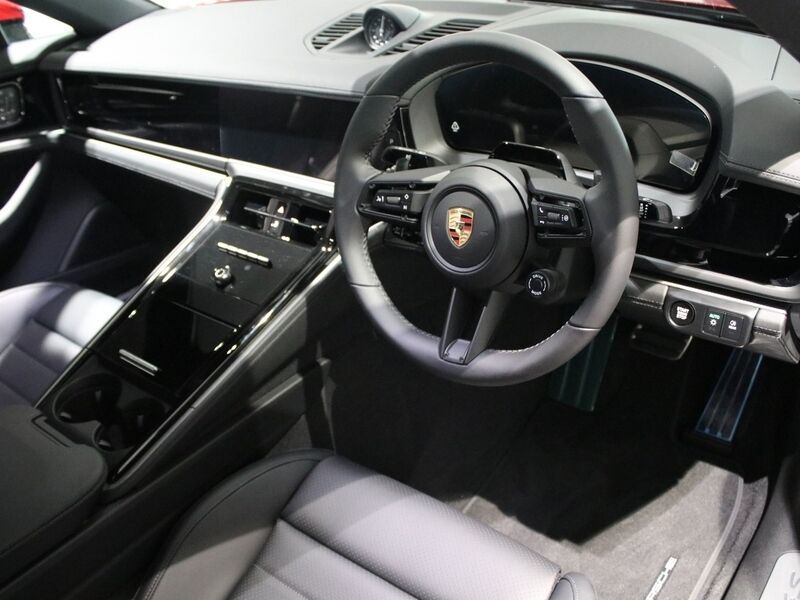 More views of Porsche Panamera