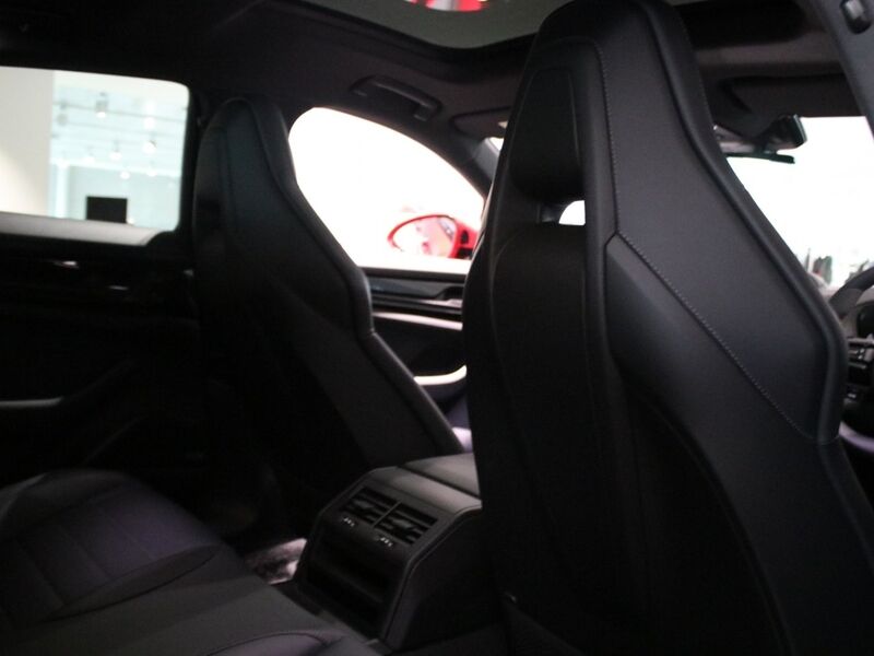 More views of Porsche Panamera