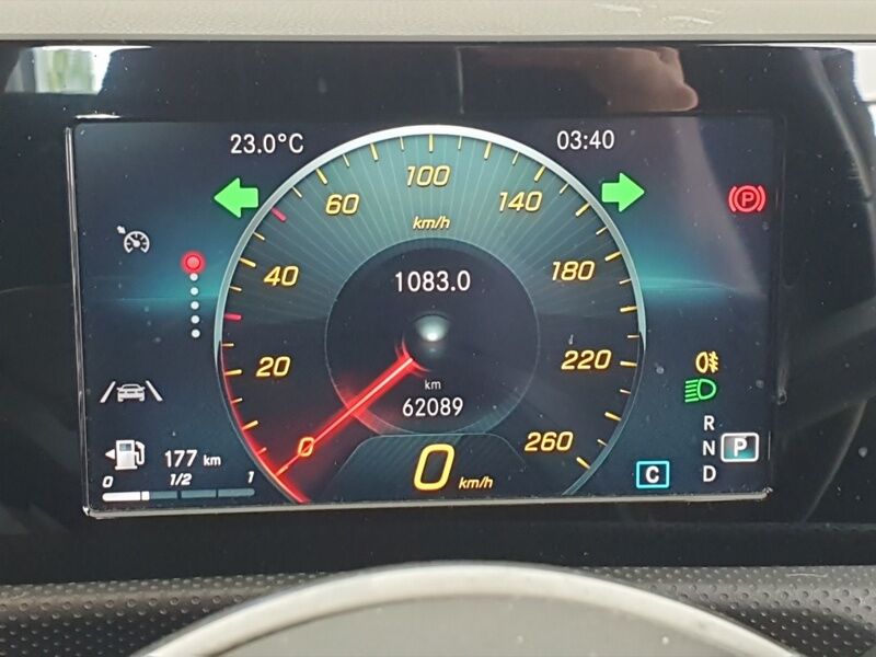 More views of Mercedes-Benz CLA