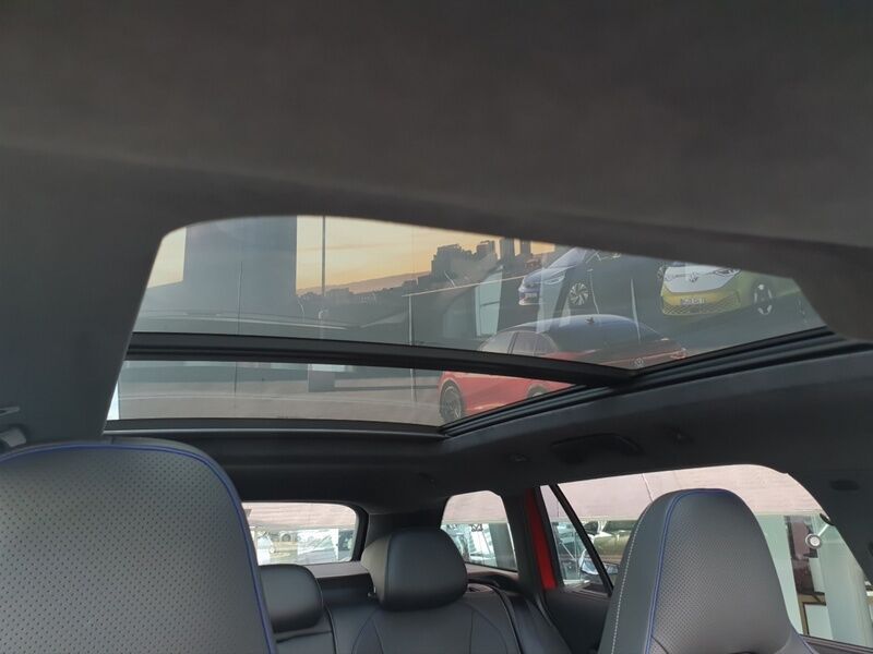 More views of Volkswagen Passat