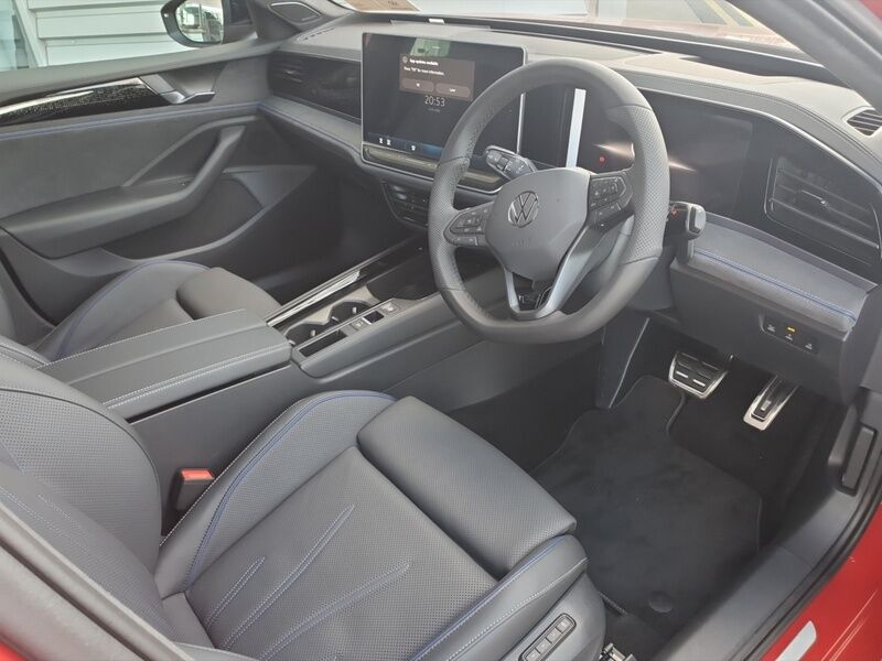 More views of Volkswagen Passat