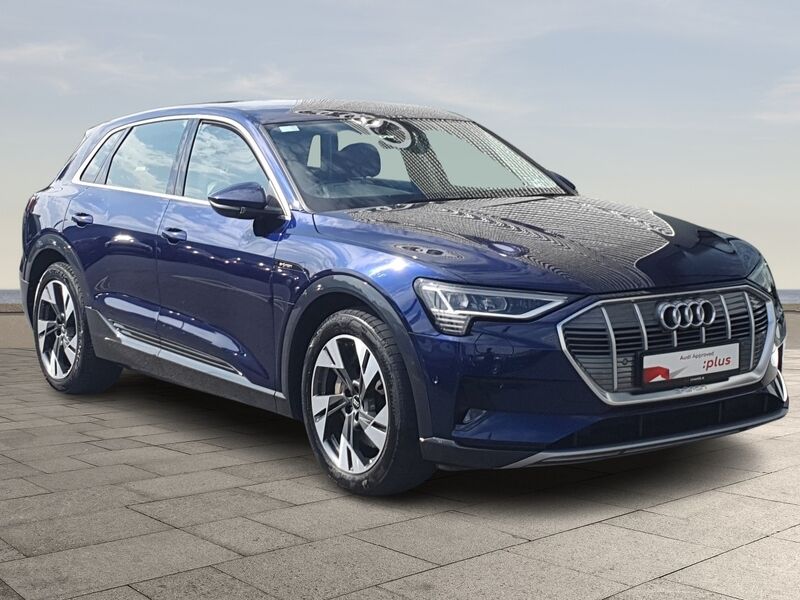 More views of Audi e-tron