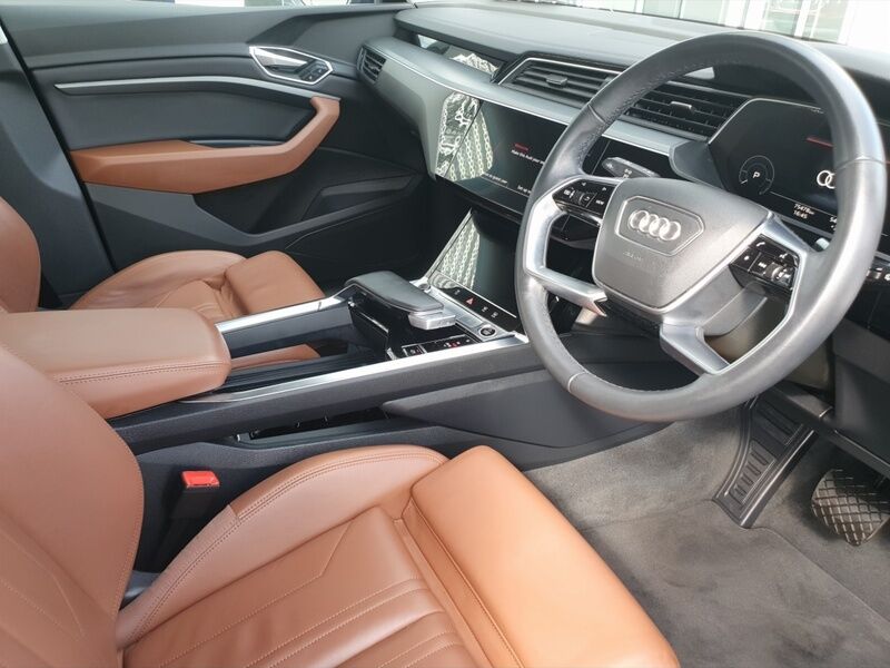 More views of Audi e-tron