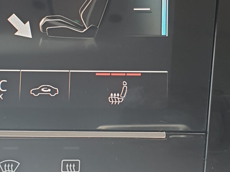 More views of Audi e-tron