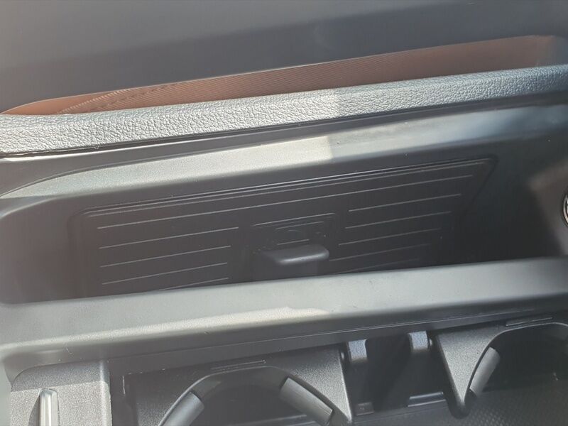 More views of Audi e-tron