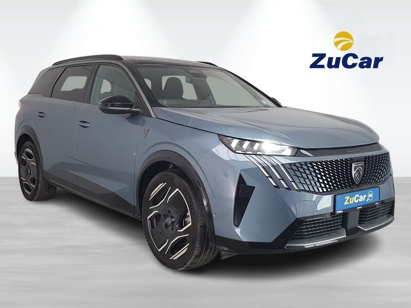 More views of Peugeot 5008