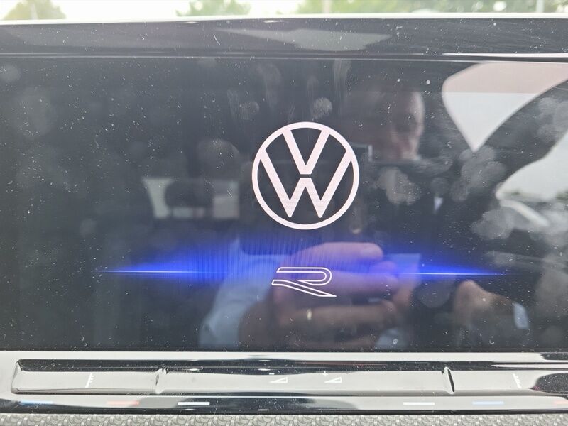 More views of Volkswagen Golf