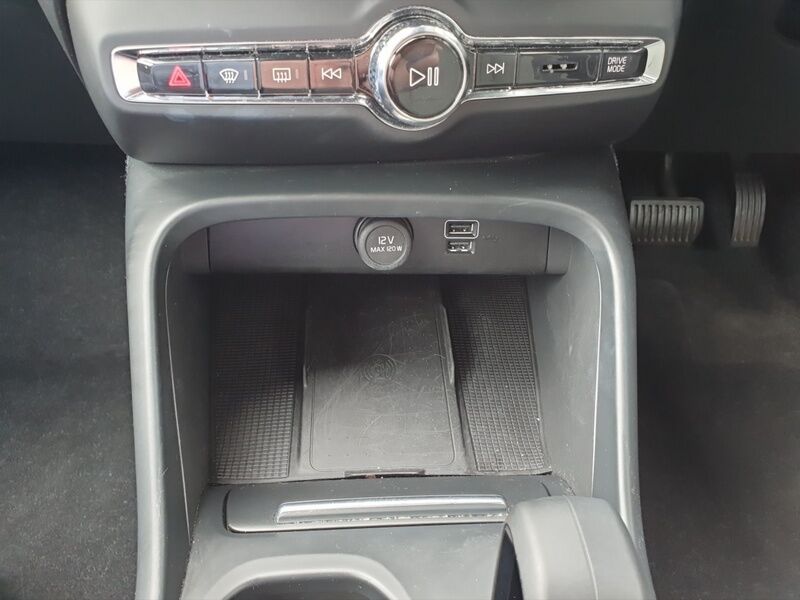 More views of Volvo XC40