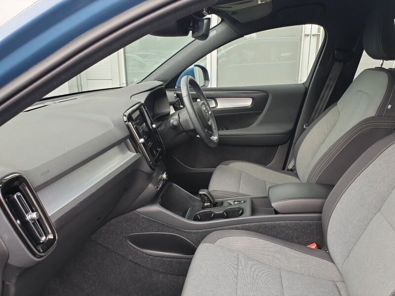 More views of Volvo XC40