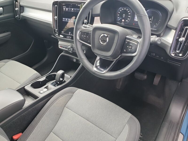 More views of Volvo XC40