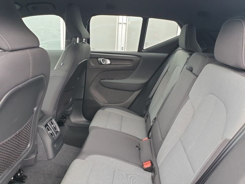 More views of Volvo XC40
