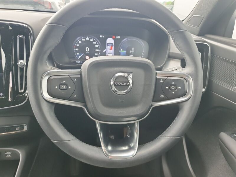 More views of Volvo XC40