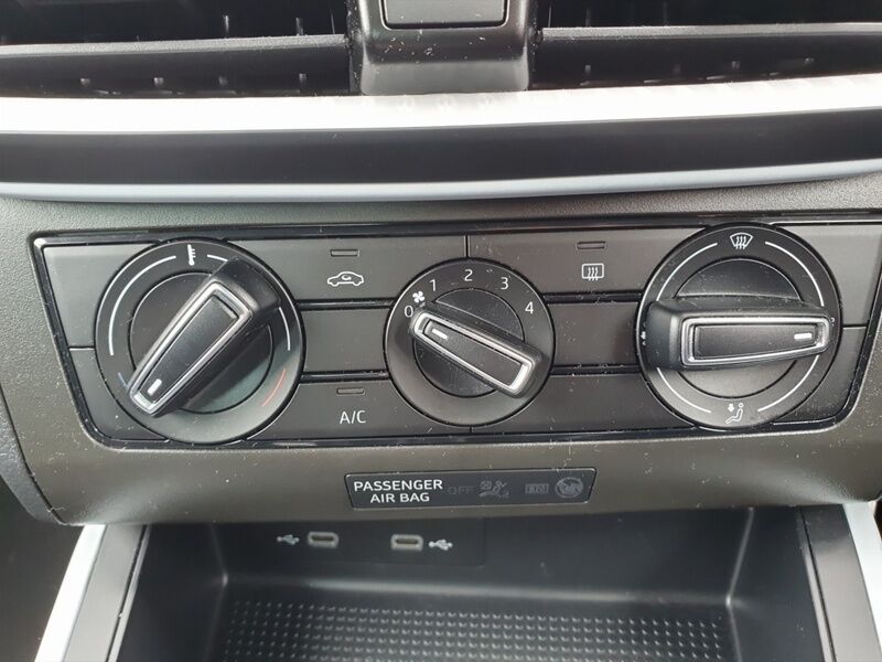 More views of SEAT Arona