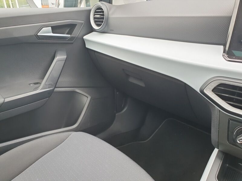 More views of SEAT Arona