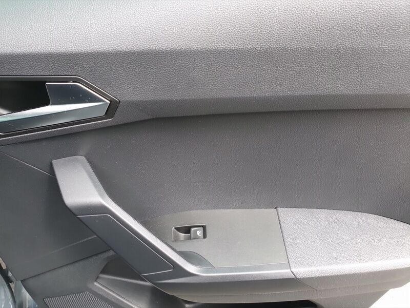 More views of SEAT Arona