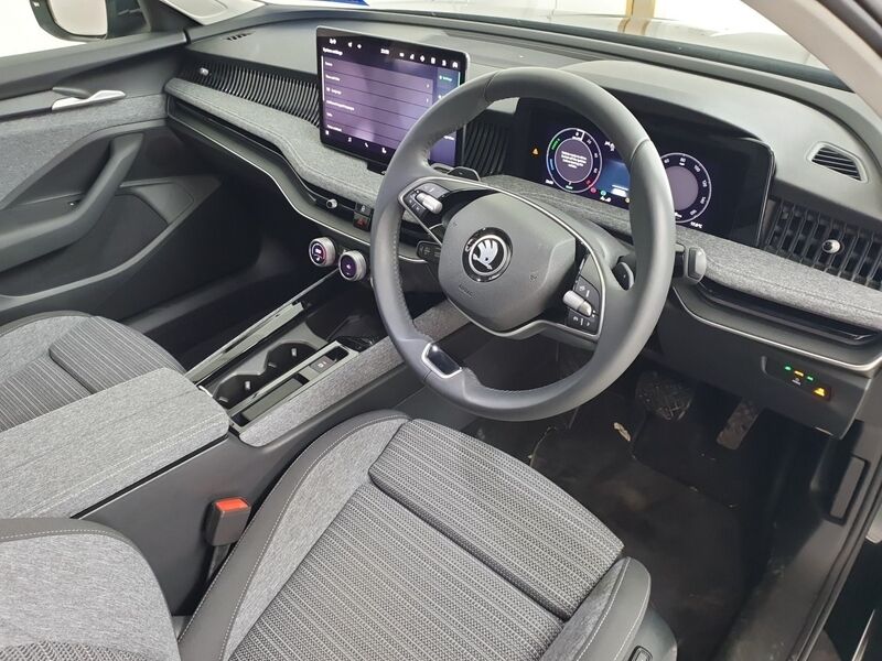 More views of Skoda Superb