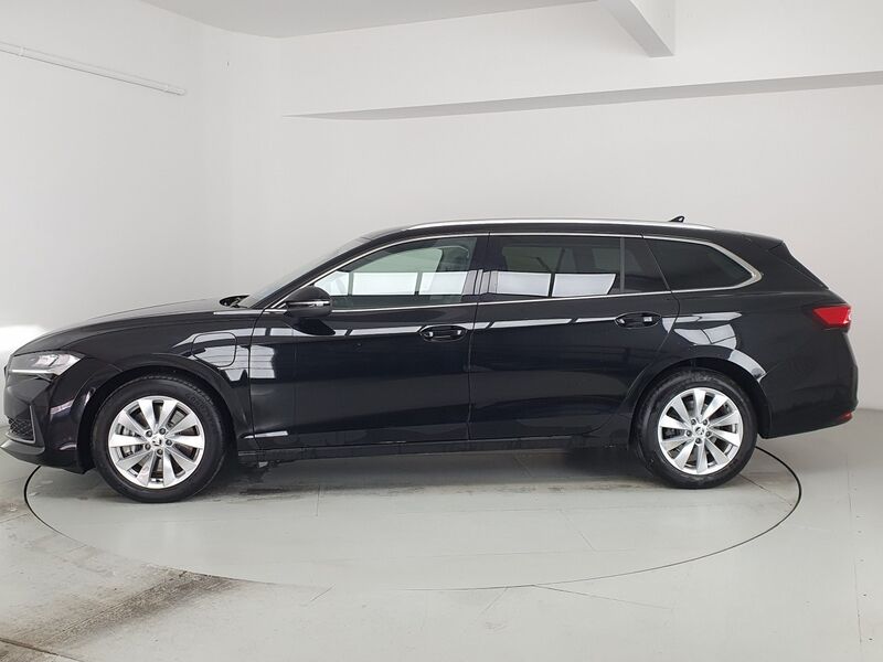 More views of Skoda Superb