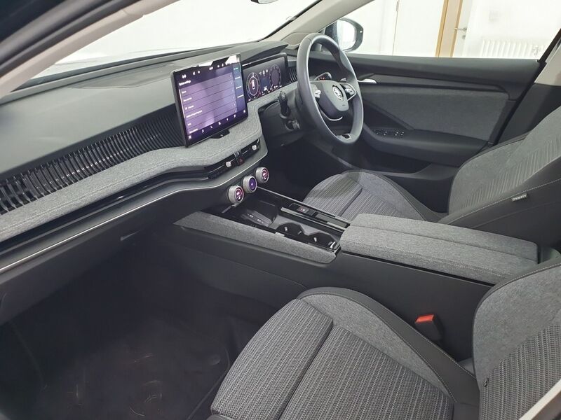 More views of Skoda Superb