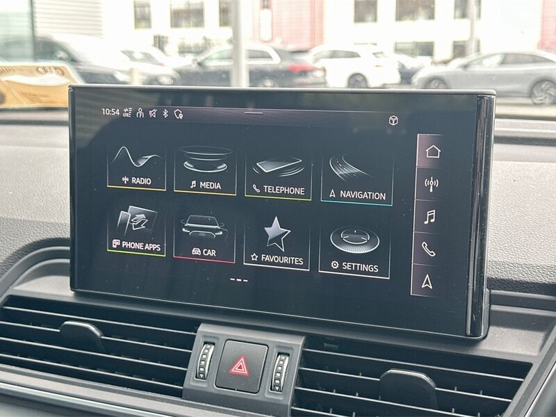 More views of Audi Q5