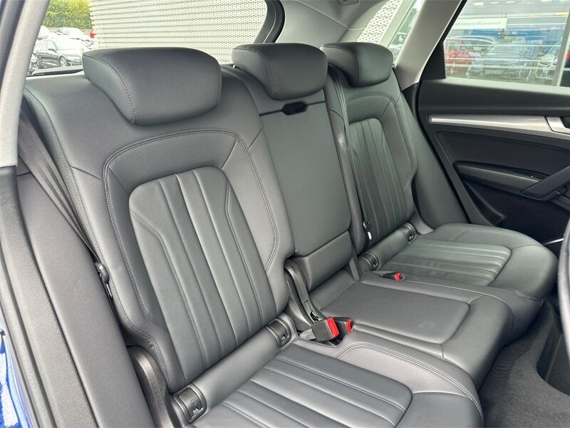More views of Audi Q5