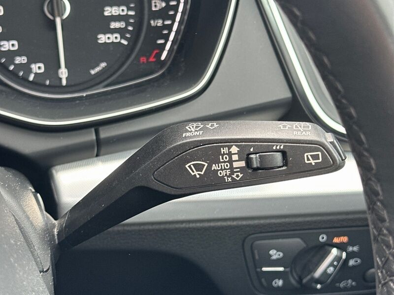 More views of Audi Q5