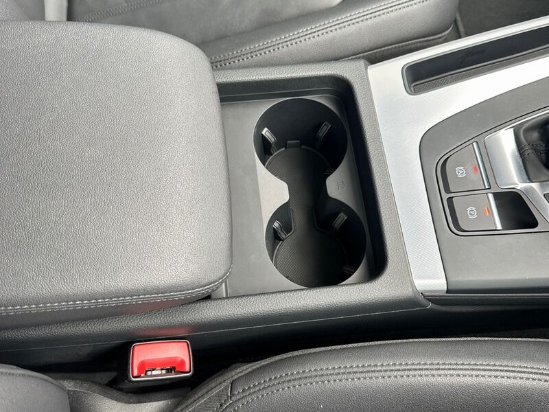 More views of Audi Q5