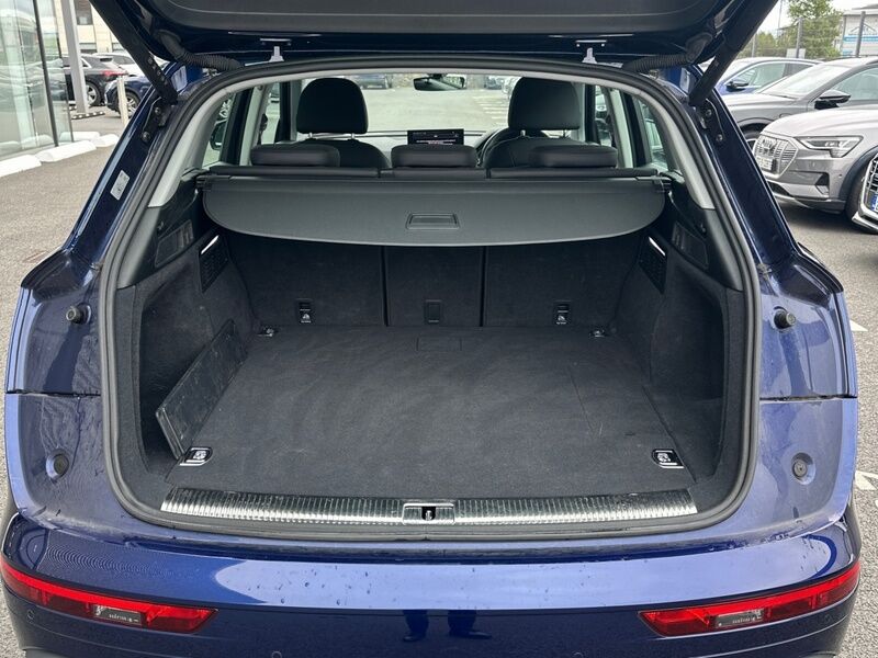 More views of Audi Q5