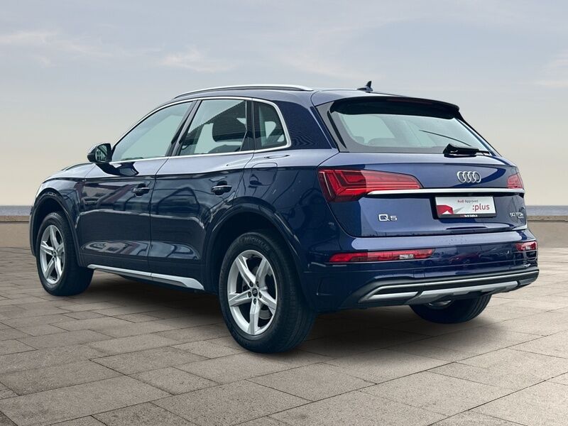 More views of Audi Q5