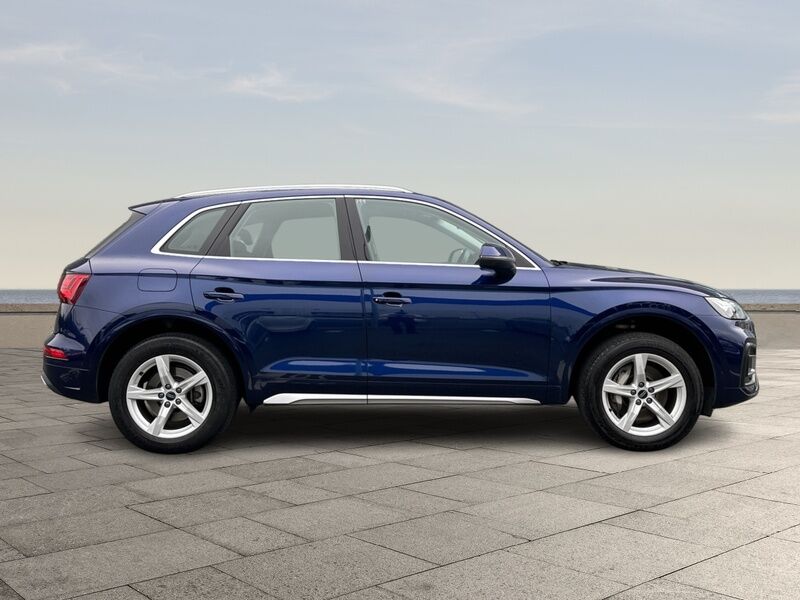 More views of Audi Q5
