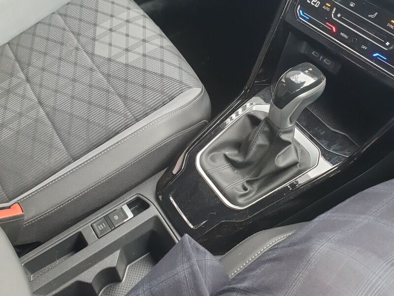 More views of Volkswagen T-Roc