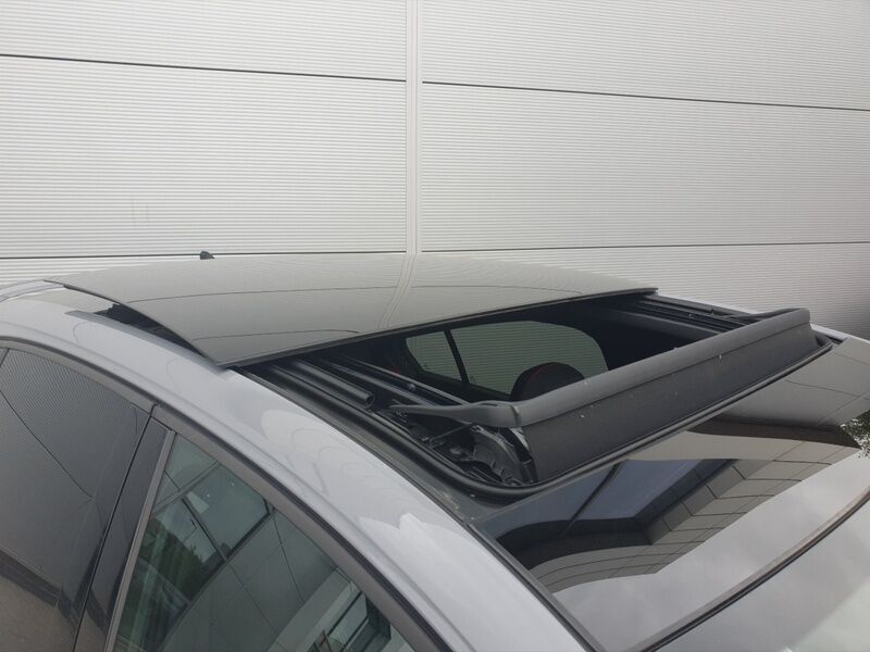 More views of Volkswagen Golf