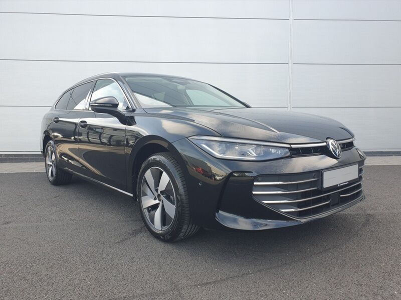 More views of Volkswagen Passat