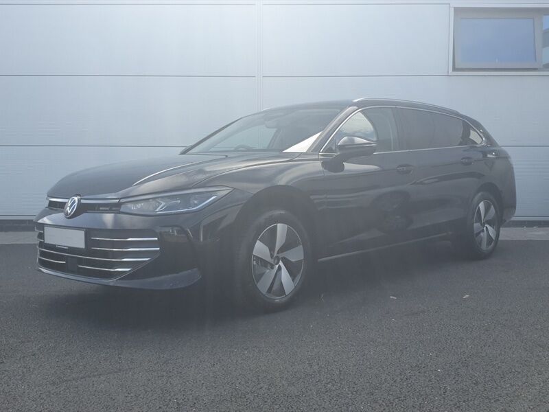More views of Volkswagen Passat