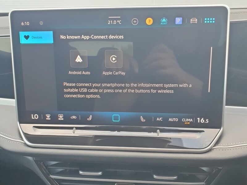 More views of Volkswagen Passat