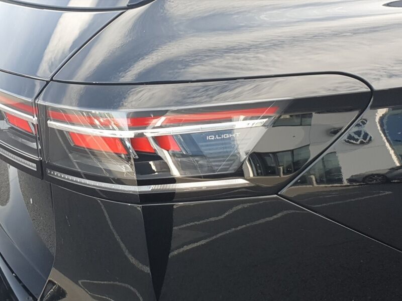 More views of Volkswagen Passat