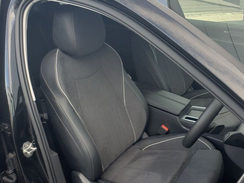 More views of Volkswagen Passat