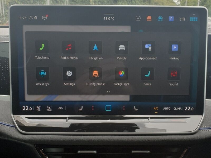 More views of Volkswagen Passat