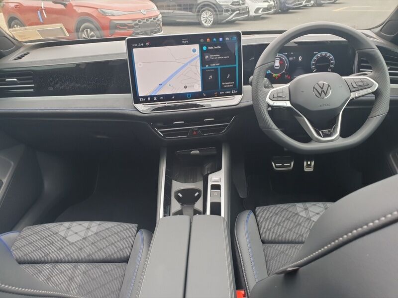 More views of Volkswagen Passat