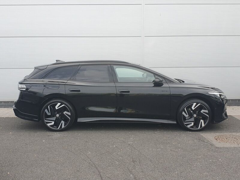 More views of Volkswagen ID.7
