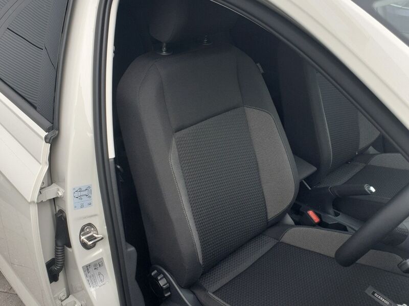 More views of Volkswagen Polo