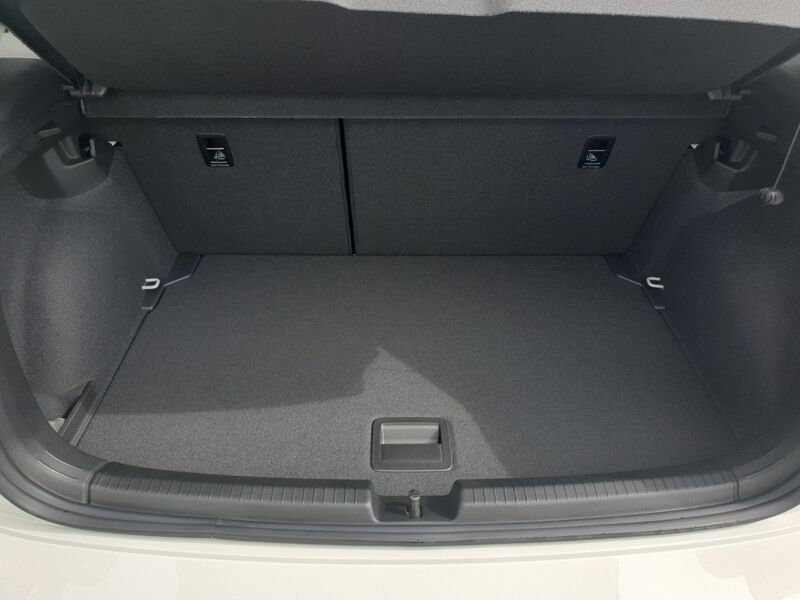 More views of Volkswagen Polo